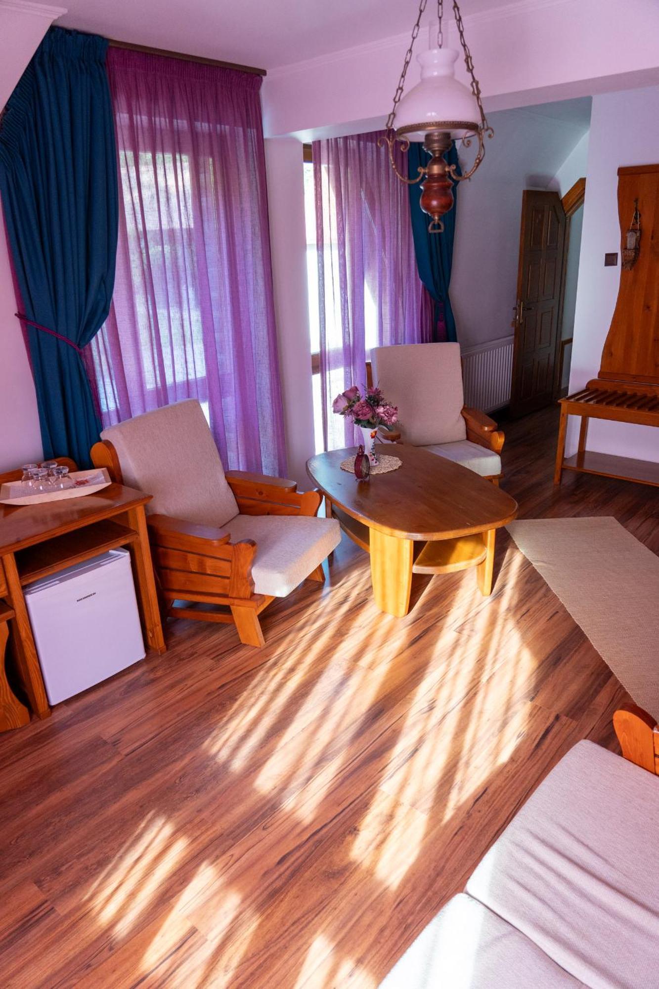 5.Evszak Sfântu Gheorghe Exterior foto