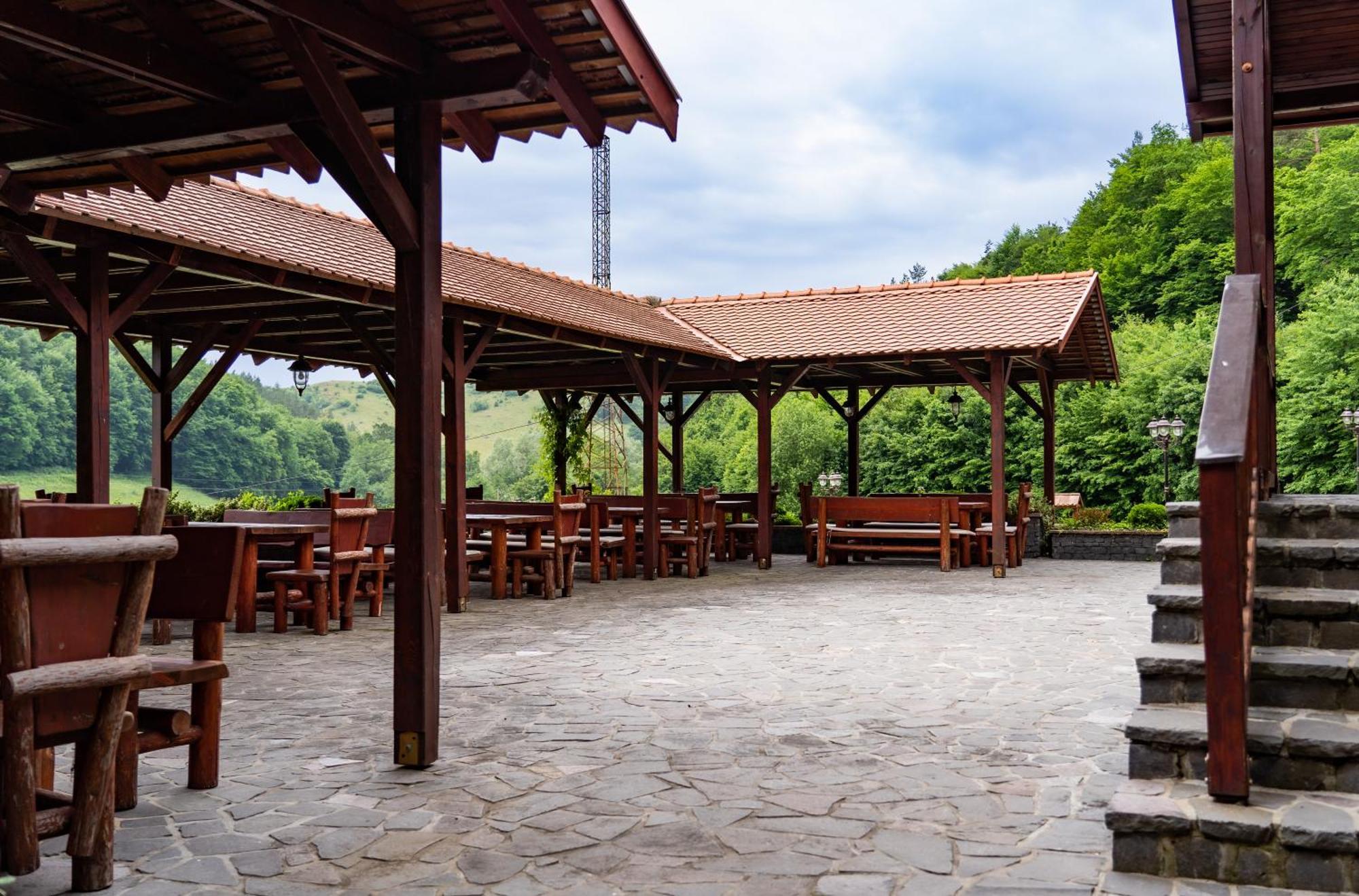 5.Evszak Sfântu Gheorghe Exterior foto