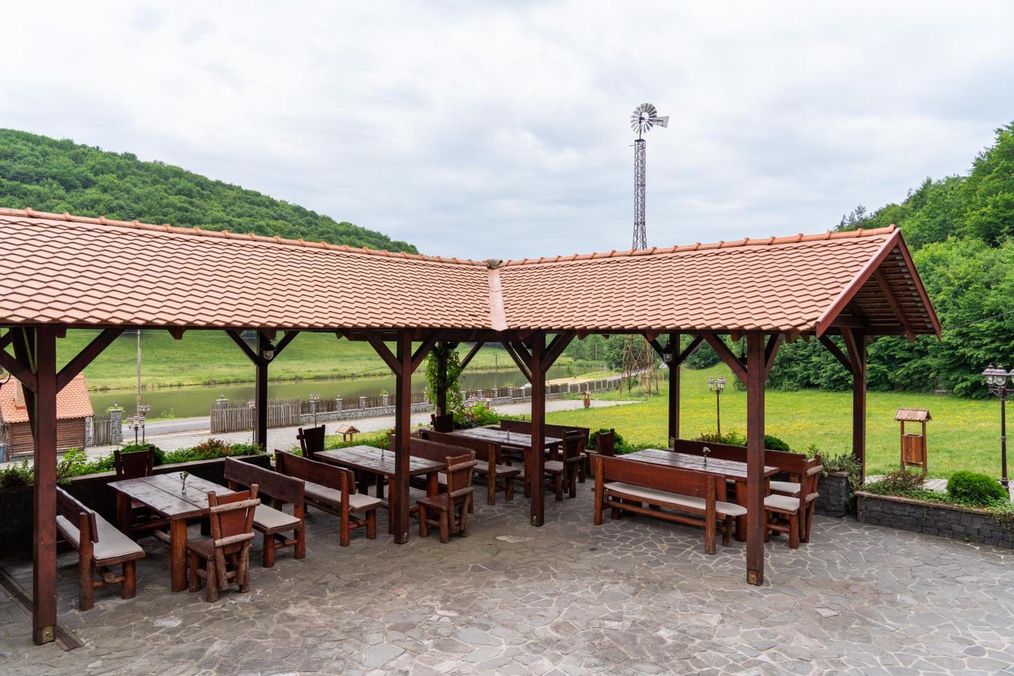 5.Evszak Sfântu Gheorghe Exterior foto